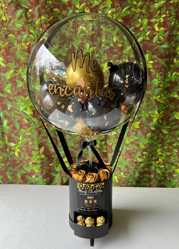 Hot Air Balloon | Gold & Black  | Soap roses