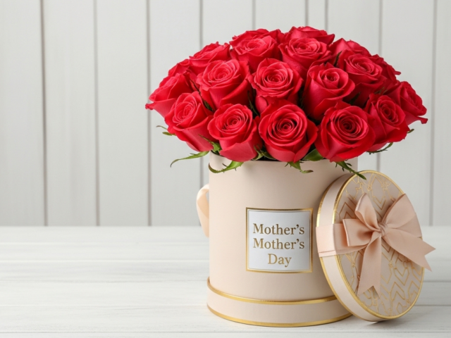 Mother’s Day Roses: Why Roses Are the Perfect Gift for Mom